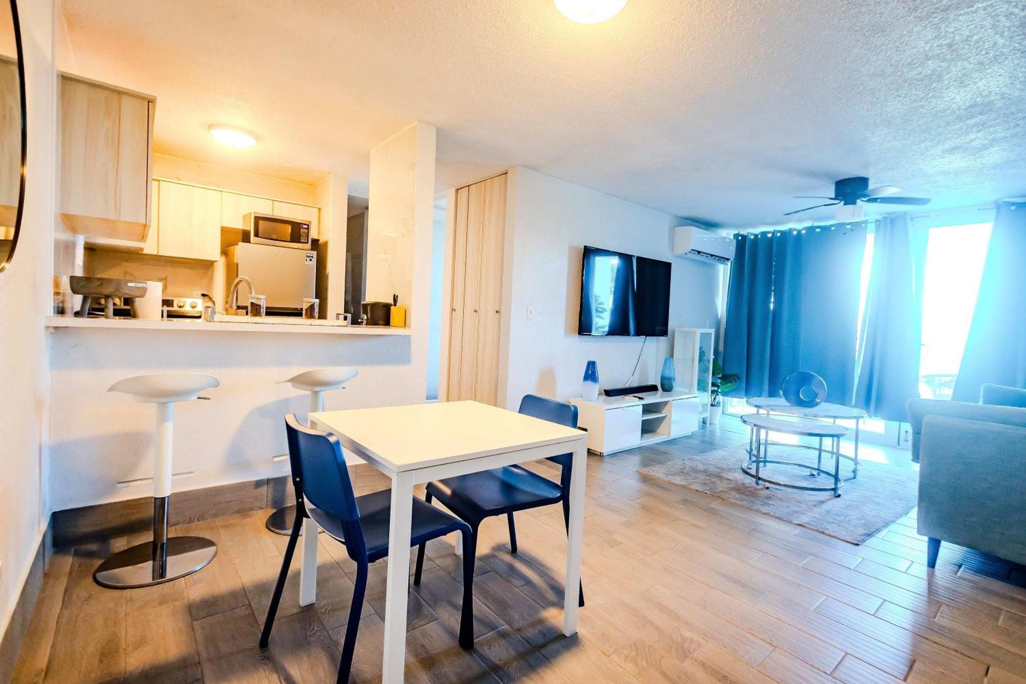 Sunset Paradise Cozy Beachfront Escape - Isla Verde San Juan Luaran gambar